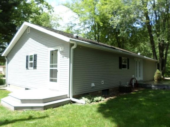 3rd image of 3408 Oak St