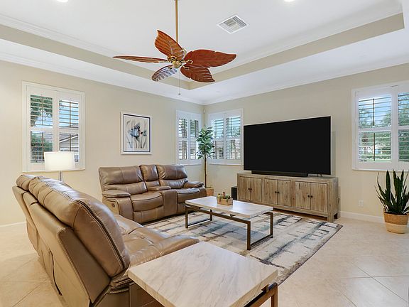 5th image of 7039 Willow Pine Way
