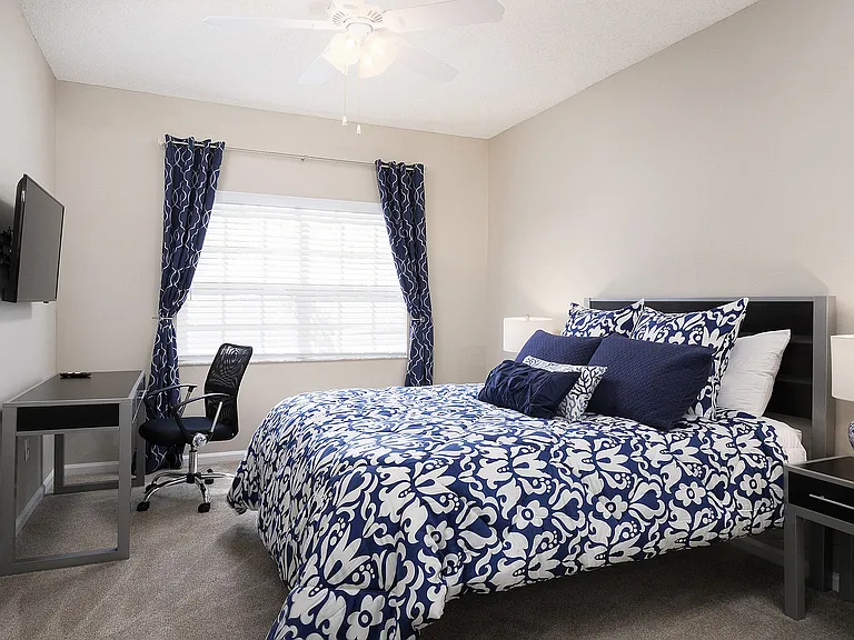 Lake Crossing Apartments — Photo 22