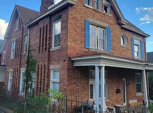 814 3rd St, Braddock, PA 15104