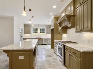 2924 S Eugene St, Baton Rouge, LA 70808