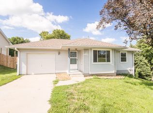 1114 6th St, Glenwood, IA 51534