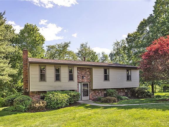 4th image of 3105 Johnston Ct