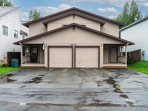 2nd image of 3324 E 46th Ave #2