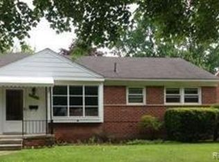 411 W Sunnybrook Dr, Royal Oak, MI