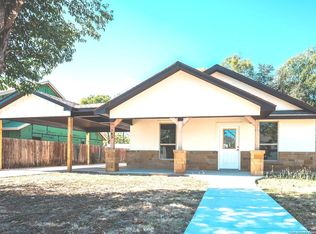 329 Cottage St, Kerrville, TX 78028