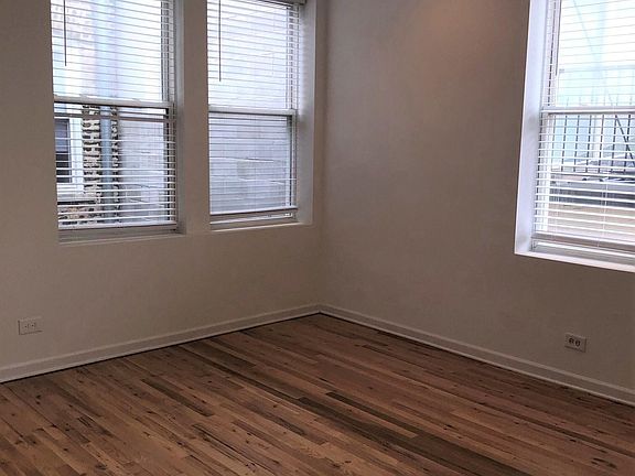 4th image of 2450 N Southport Ave #3F