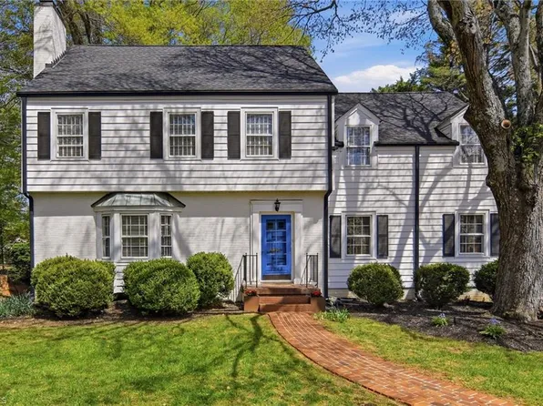 1943 Robinhood Rd, Winston Salem, NC 27104