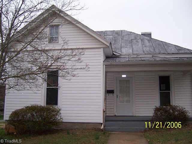 1st image of 318 N 7th St
