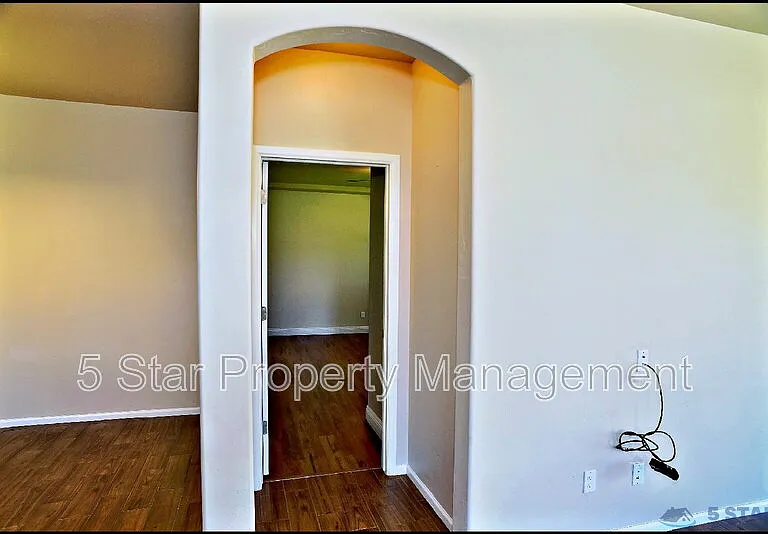 2200 Willie Mier St — Photo 24