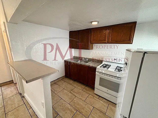 515 E. Las Cruces Avenue Apt. B — Photo 15