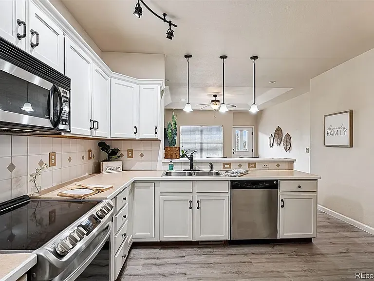 2178 Cape Hatteras Dr #4 — Photo 4
