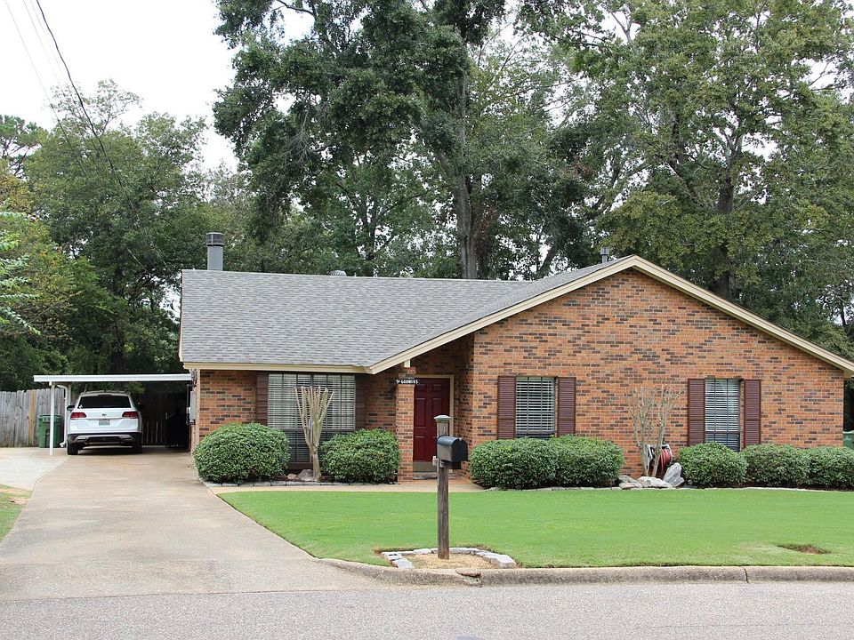 1st image of 3009 Willow Lane Dr
