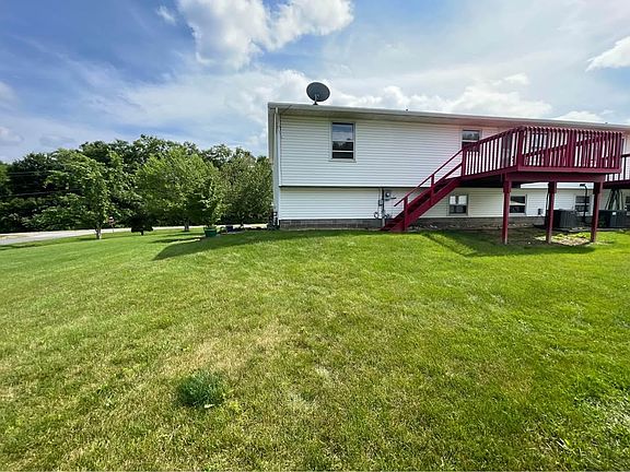 2nd image of 2647 & 2651 Vanderhoof Rd #2647