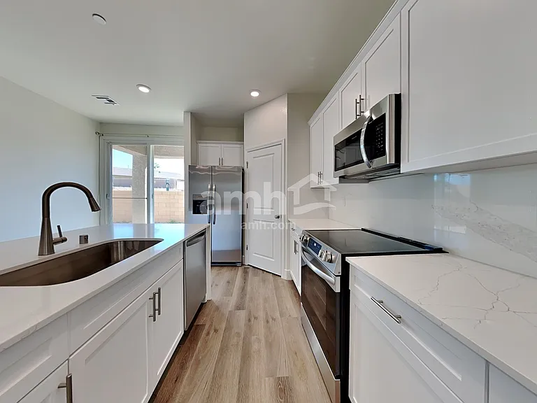 529 Silverbell Falls Pl — Photo 3