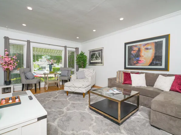 568 Park Ave, Laguna Beach, CA 92651