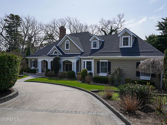 2nd image of 617 Oceanview Road