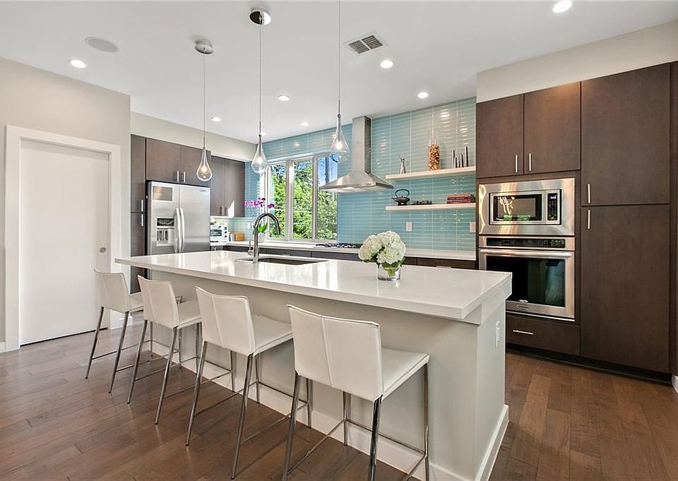 1st image of 5011 Balcones Dr #1