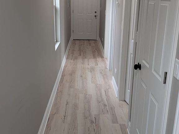 5th image of 1127 N Parkside Ave #2