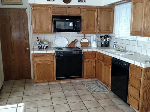1224 Overland Ave, Los Banos, CA 93635