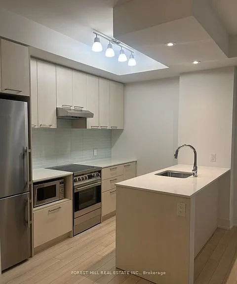 310 Tweedsmuir Ave #204 — Photo 9