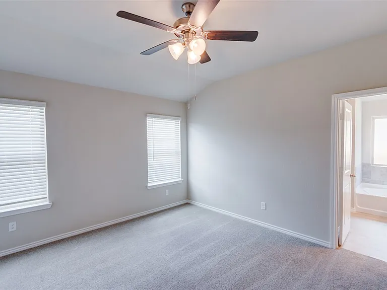 6210 Trado Dr — Photo 15