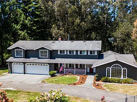 3rd image of 711 Hilma Dr