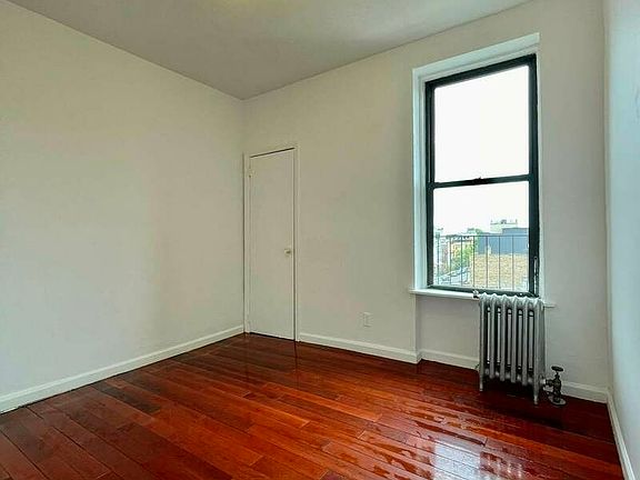 4th image of 69 Putnam Ave #7