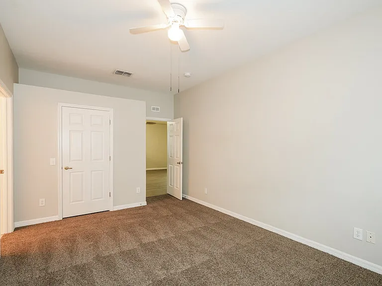 15819 Stags Leap Dr — Photo 10