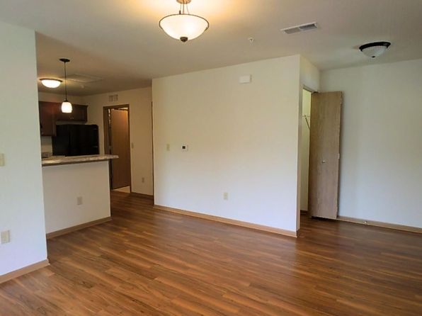 605-615-625 Cedar Bluffs Ct #16