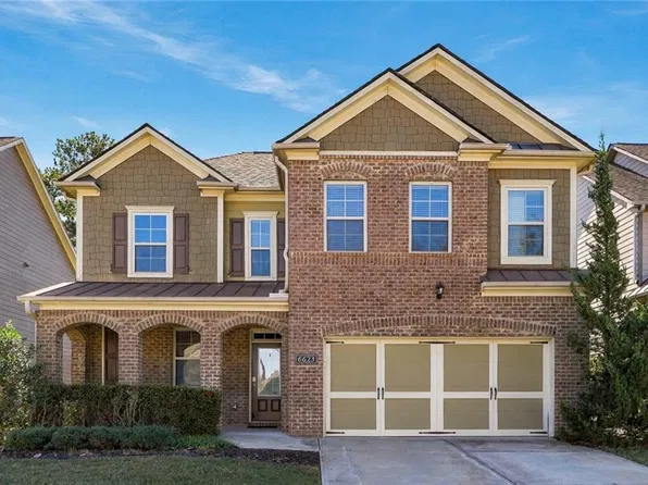 6623 Rivergreen Rd, Flowery Branch, GA 30542