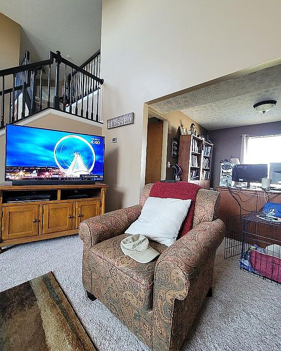 2nd image of 3011 Clearstream Way