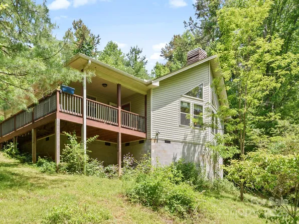 53 Hawkins Dr, Leicester, NC 28748