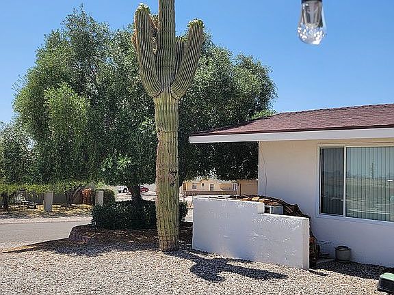 3rd image of 630 Hornet Dr
