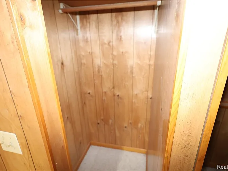 4121 Seminole Dr — Photo 70