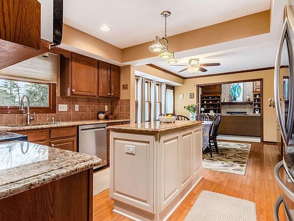 4th image of 6255 Wexford Woods Dr
