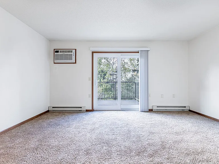 Clearwater River Apartments — Photo 6