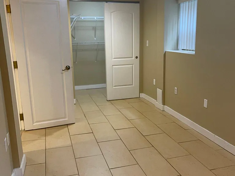 2728 W Lunt Ave #1N — Photo 32