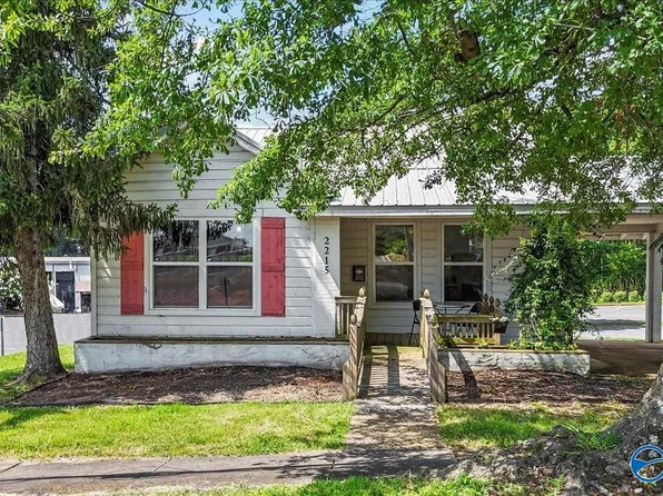 2215 Ringold St, Guntersville, AL 35976
