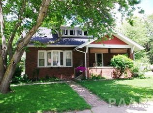 271 W Walnut St, Canton, IL 61520