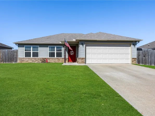 708 NW 70th Ave, Bentonville, AR 72713