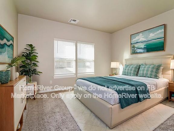 3rd image of 1705 Ruby Dr