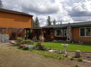 6421 Lakeview Dr, Nine Mile Falls, WA 99026
