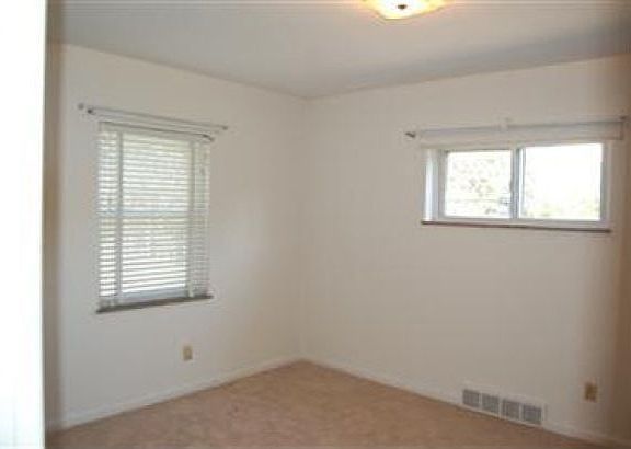 5th image of 1601 Saint Anthony Cir