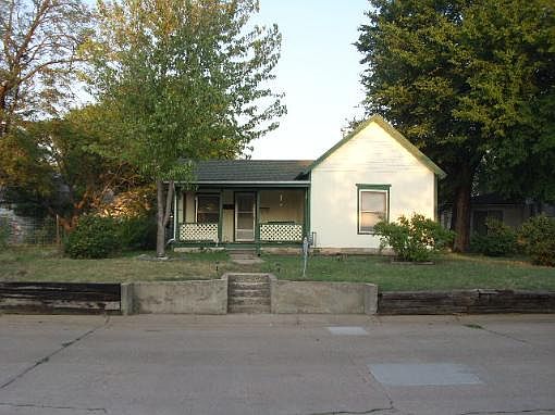 1st image of 708 N Blaine St