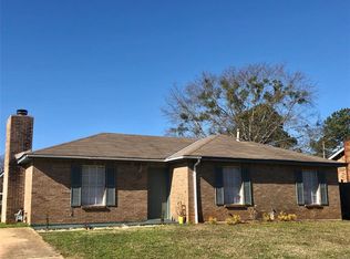 55 Foxdale Rd, Millbrook, AL 36054