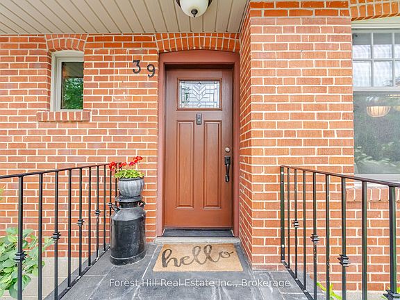 5th image of 39 Broadview Ave