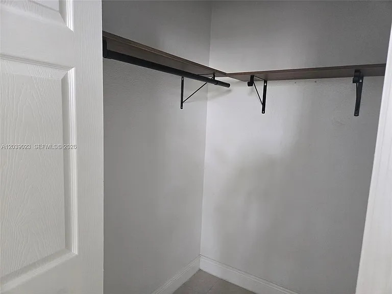 1539 SE 27th St #107 — Photo 9