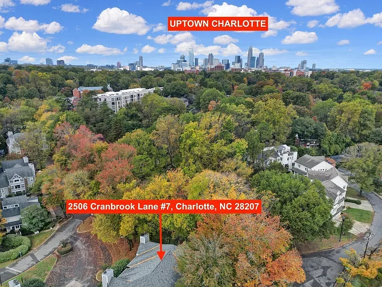 5 minutes from Uptown, South End, Dilworth and Elizabeth! In the heart of the city but part of a quiet and safe community.