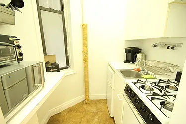 Rented by Dynamik Realty